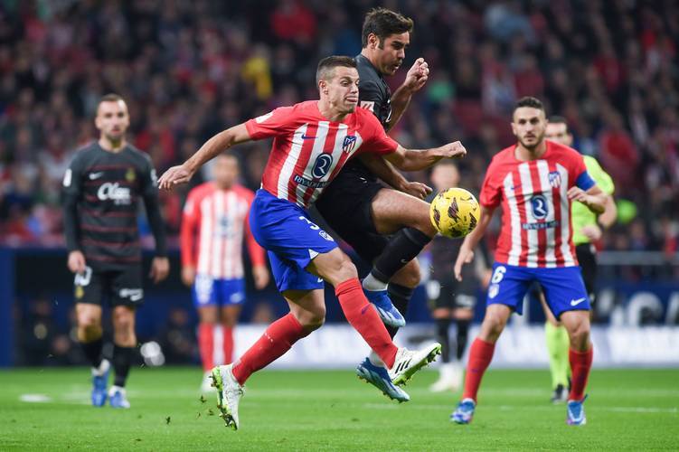 英媒预测：哈兰德30岁可超希勒成第一人 终局英超389球（英媒：哈兰德30岁有望超越希勒登顶，英超生涯或定格389球）