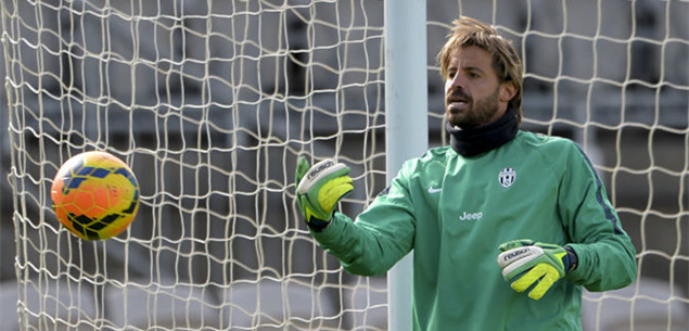 上届意甲冠亚军输球！朱婷10分无缘决赛，边攻低迷科内新赛季首败