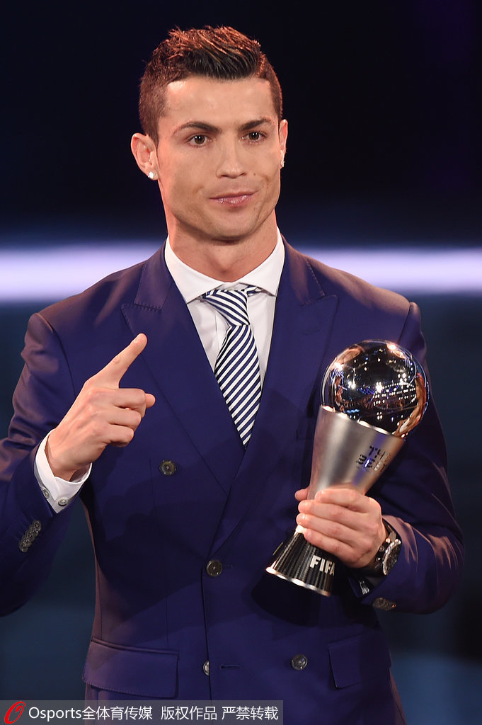 斯基拉：伊尔迪兹要求600万欧年薪，尤文可能报价500万加奖金