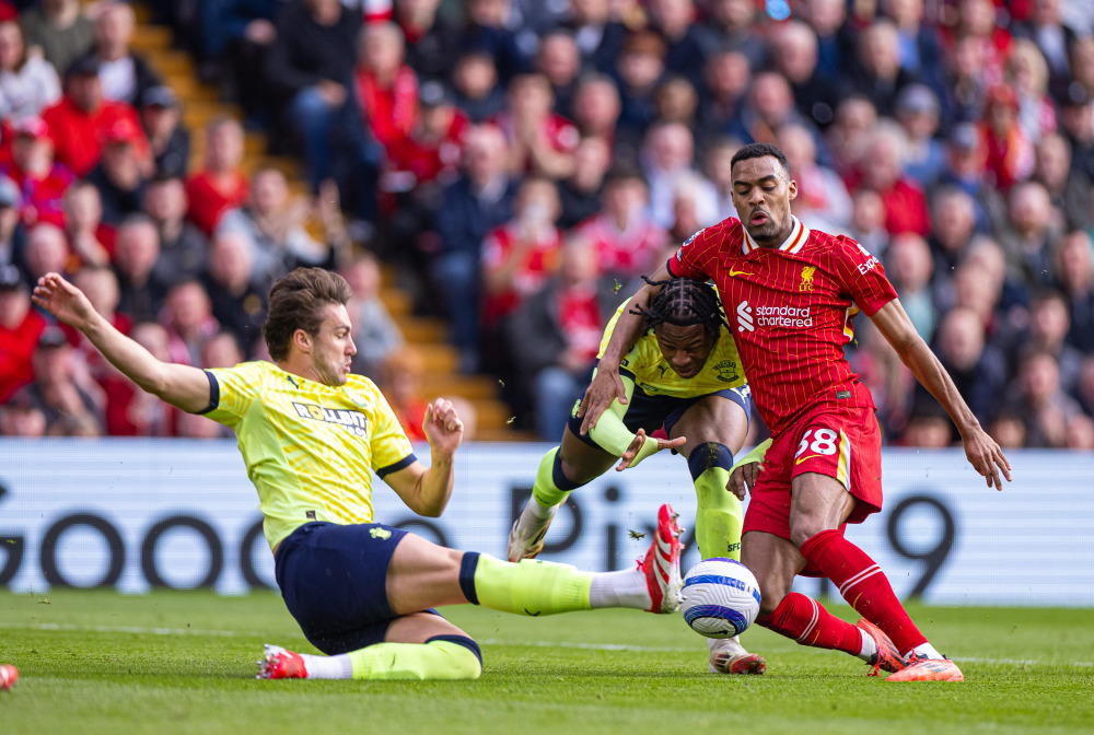 U22国足vs乌兹别克斯坦U22：拜合拉木替补，蒯纪闻、毛伟杰首发