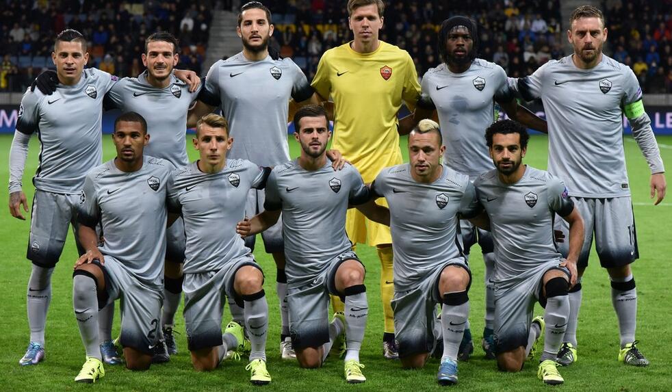 剑南春丨国米2-0拉齐奥登顶，劳塔罗闪击，博尼破门