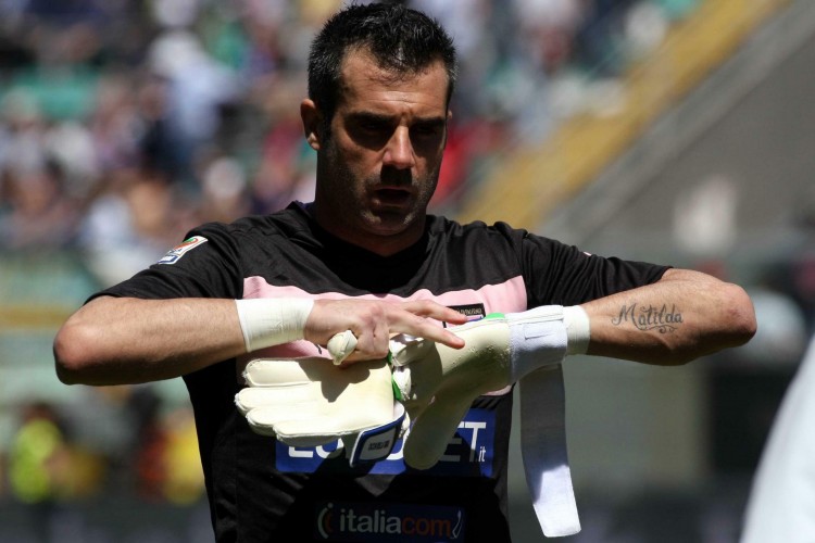 法尔克：由于可能不会买断雅克松，拜仁在关注中日德兰前锋朱