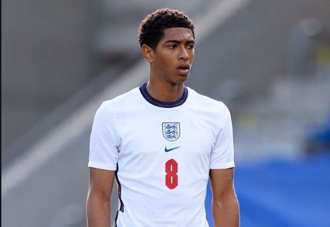 专打勇士！戈登面对勇士三分合计16中13，其余6场25中6