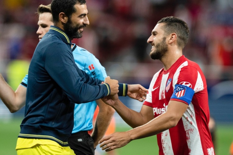 足球报：本土教练担纲国足主帅的可能性大增，邵佳一已报名