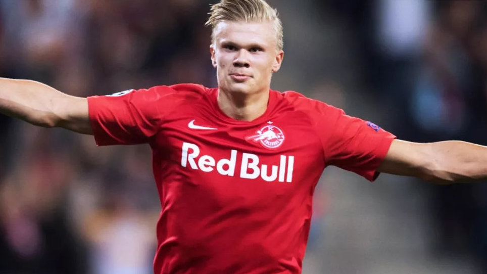 阿斯报：哈维出席丰特的巴萨主席竞选宣讲会，公开反对拉波尔塔（阿斯报：哈维参加丰特的巴萨主席竞选活动，公开表态反对拉波尔塔）